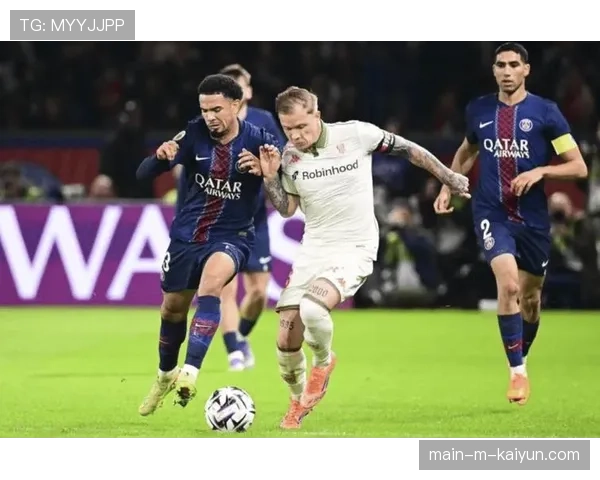 法国右后卫位置孔德伤缺 卡卢卢获德尚重点考察机会